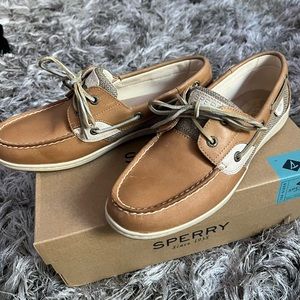 Sperry Koifish Core Linen Brand New with Box